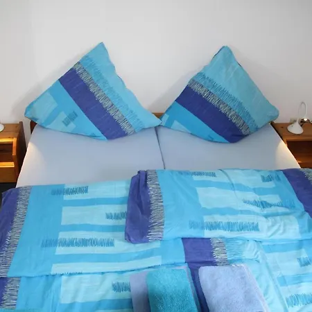 Apartment Ferienwohnung Fuer Zwei Erwachsene Und Ein Kind
