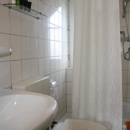 Ferienwohnung Fuer Zwei Erwachsene Und Ein Kind
